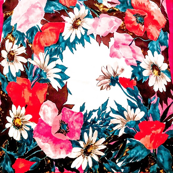 Vintage “Poppy” Floral Scarf by Christian Dior. - Picture 1 of 4